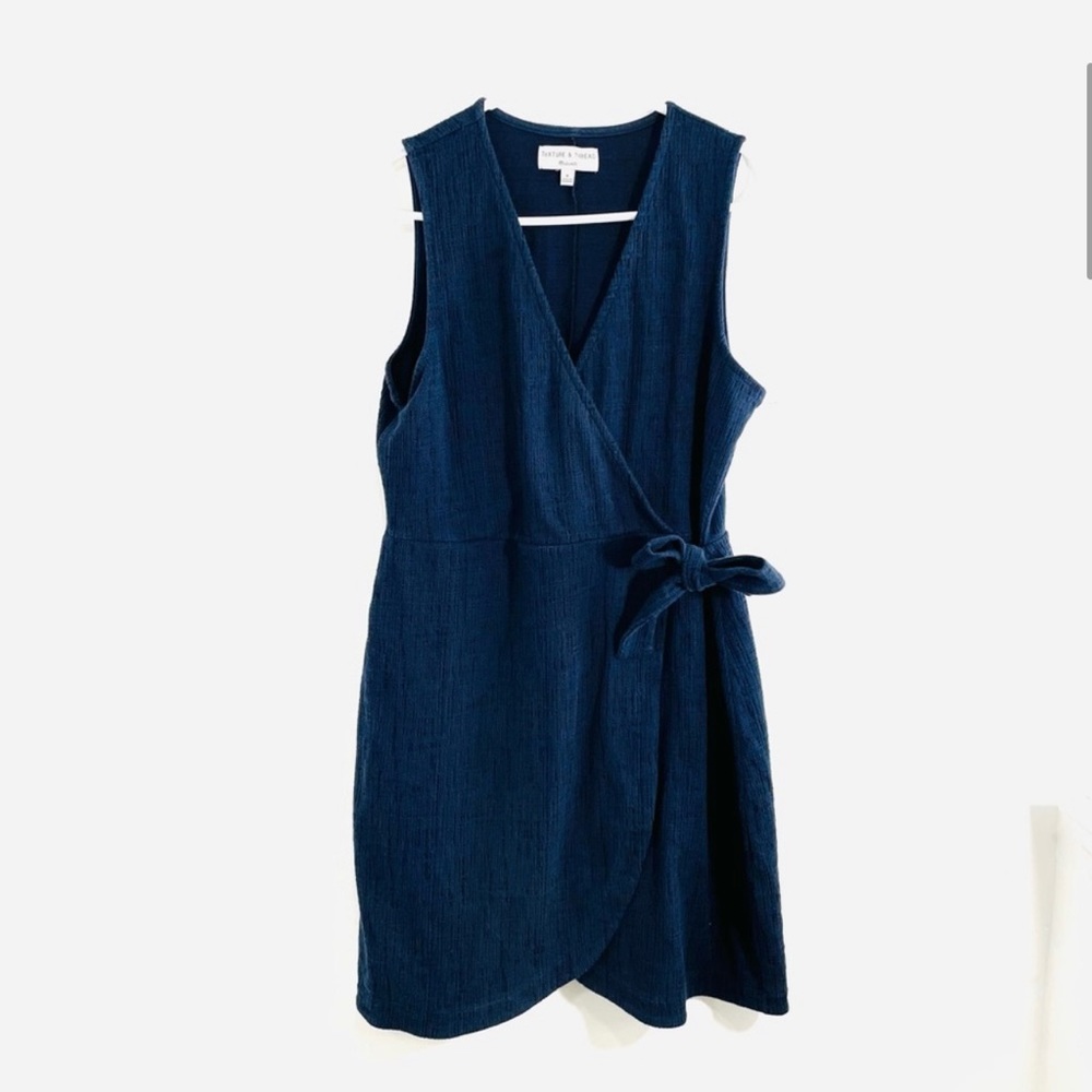 Madewell Texture & Thread Navy Blue Crosshatch Faux
Wrap Tie dress